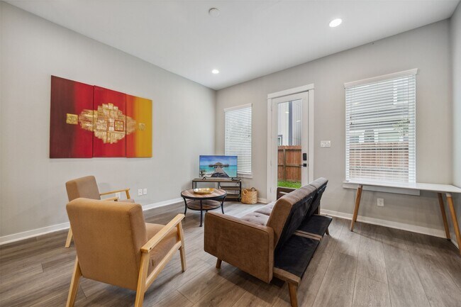 Foto del edificio - 8470 Berry Green Ln