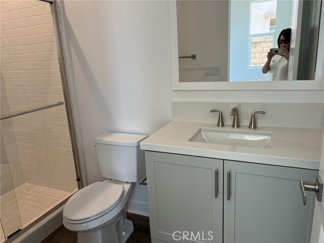 Foto del edificio - 22128 Garibaldi Dr