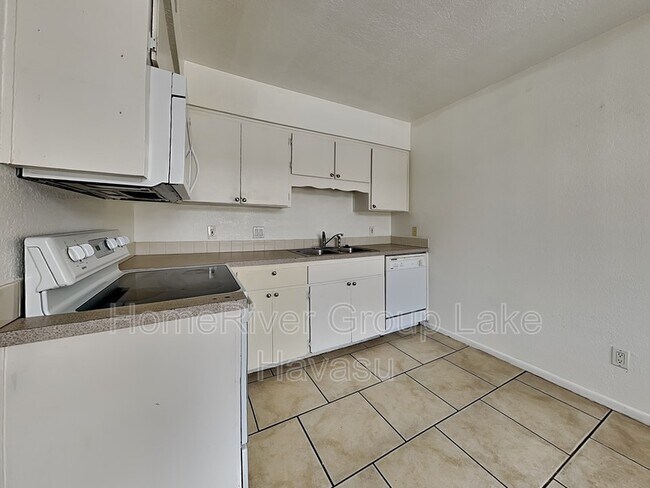 Building Photo - 3441 Oro Grande Blvd