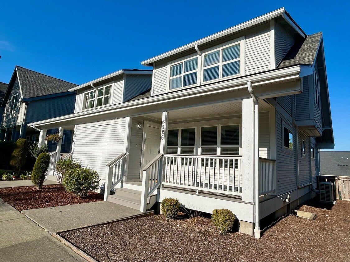 Foto principal - New Holly Townhouse
