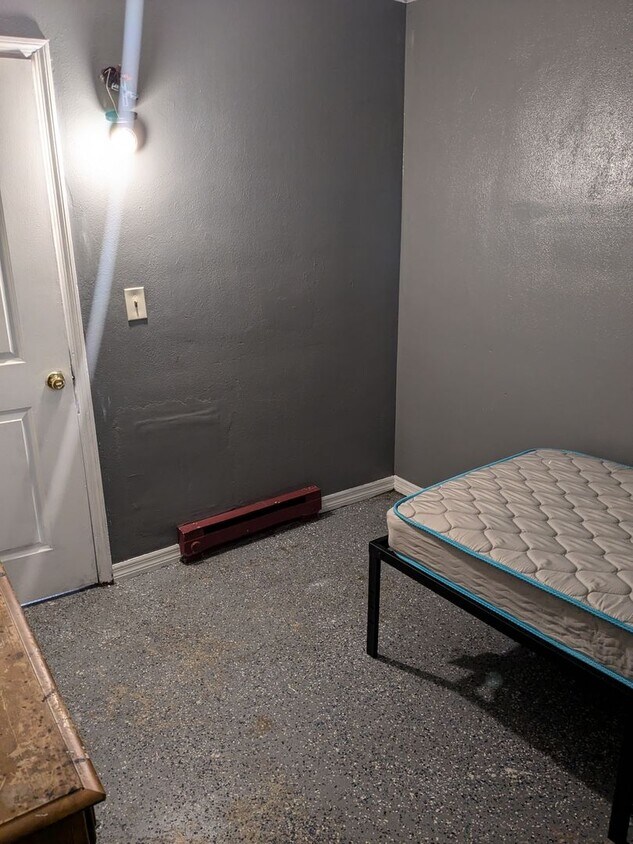 Foto del edificio - 716 Orange Ave