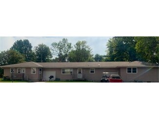 Building Photo - 301 6th St W