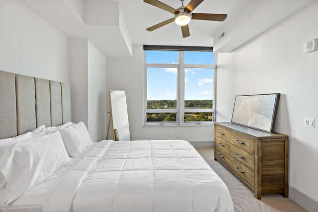 Foto del edificio - 1585 Anderson Rd