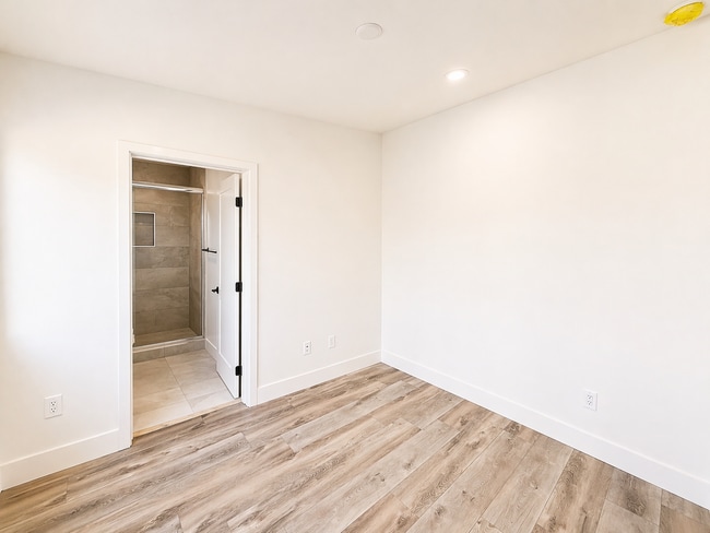 Building Photo - 2141 Balboa Ave