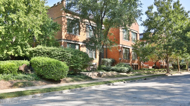 Building Photo - 2525 George Rogers Clark Pl