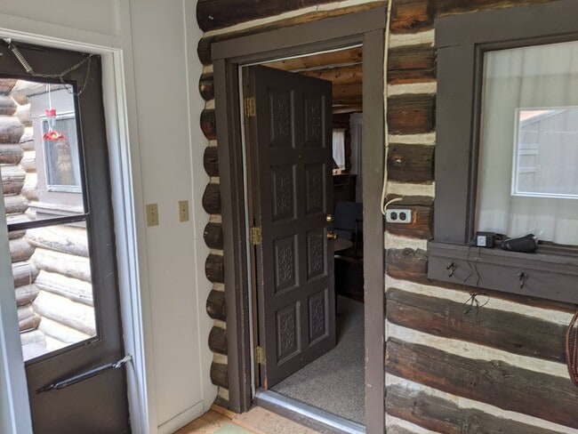 Photo - 30 Caribou Rd House