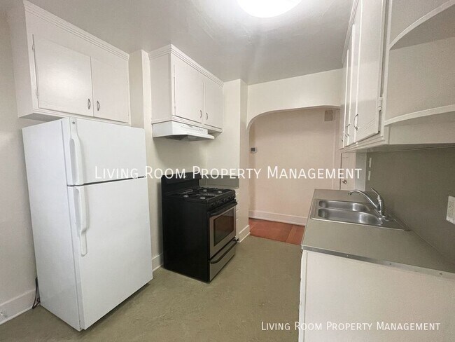 Foto del edificio - Spacious Buckman Duplex With An Attached G...