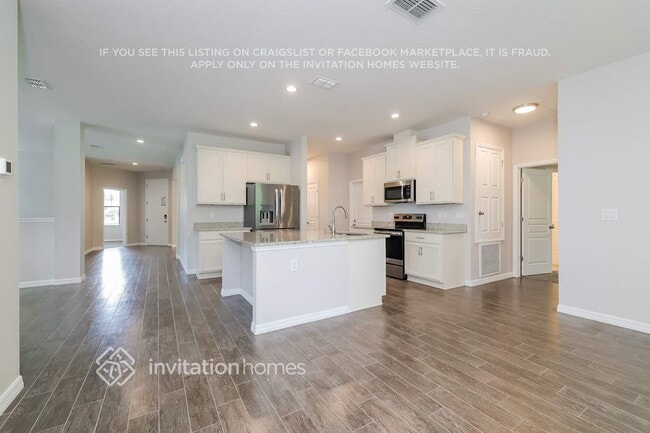 Building Photo - 5166 Sassari Ave