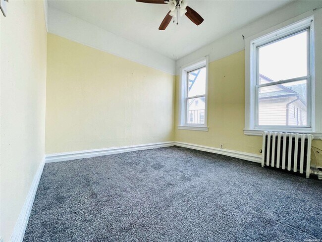 Building Photo - 109-18 Lefferts Blvd