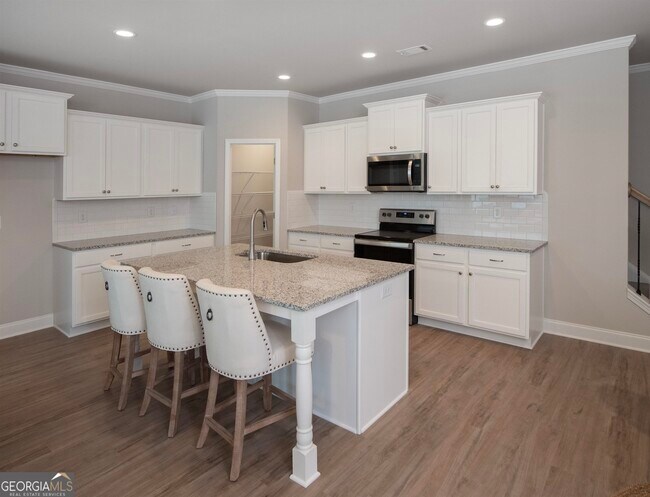 Building Photo - 5416 Maple Grove Lane