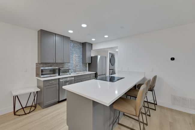 Building Photo - 1508 Lorilyn Ave