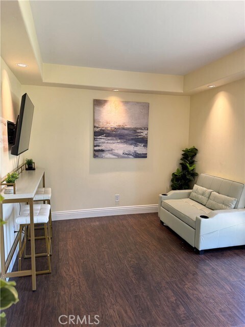 Foto del edificio - 671-671 E Sunset Dr N