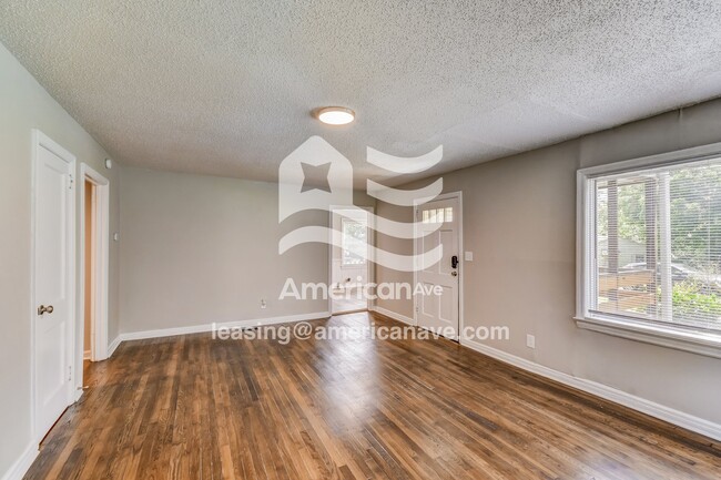 Building Photo - 9006 Beverly Dr N