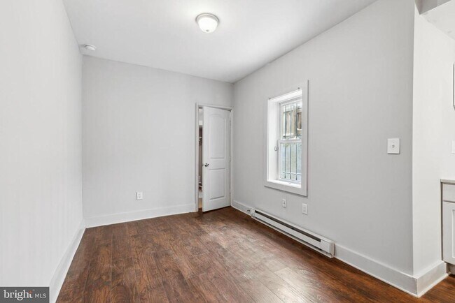 Foto del edificio - 2305 N College Ave