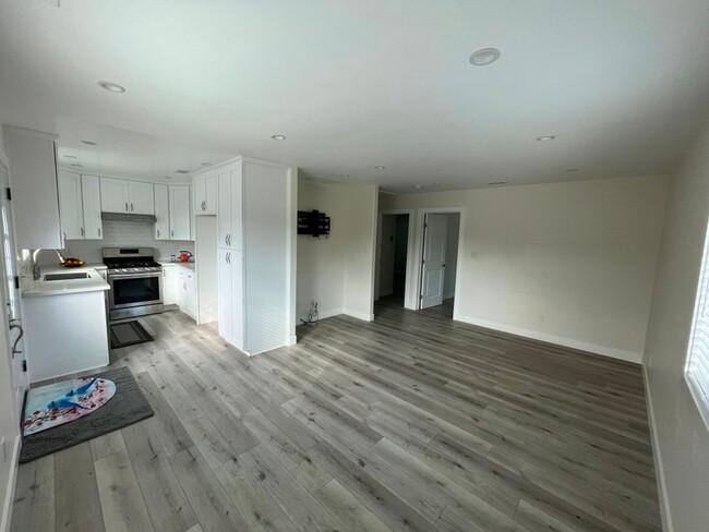 Foto del edificio - 2BR ADU w/dishwasher, central HVAC + outdo...
