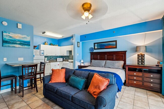 Building Photo - 104 Gulfside Ct