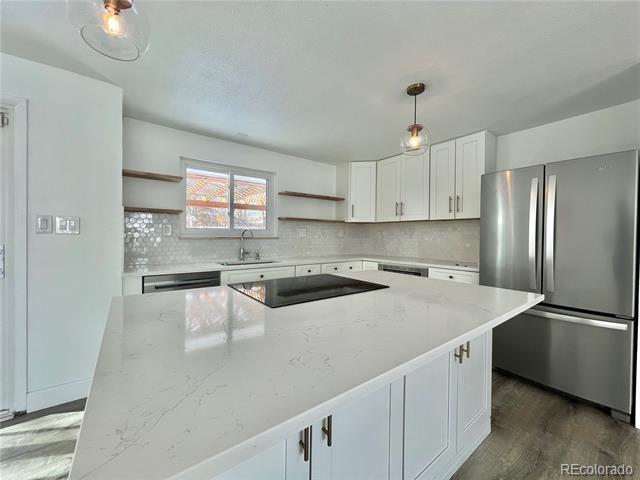 Building Photo - 8986 W 78th Ave