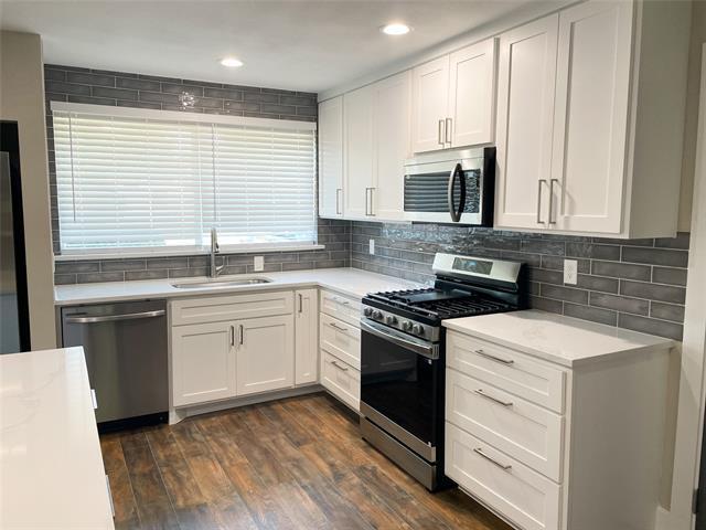 Building Photo - 3708 Cranston Ct E