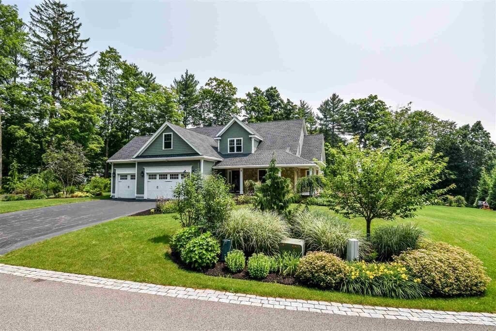 38 Wisteria Dr, Dover, NH 03820 House Rental in Dover, NH