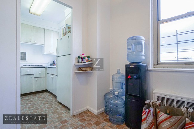 Foto del edificio - 455 Ocean Parkway