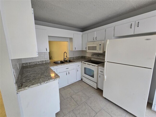 Building Photo - 7741 Forest Trail