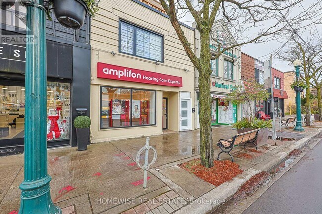 Building Photo - 999 Eglinton Ave W