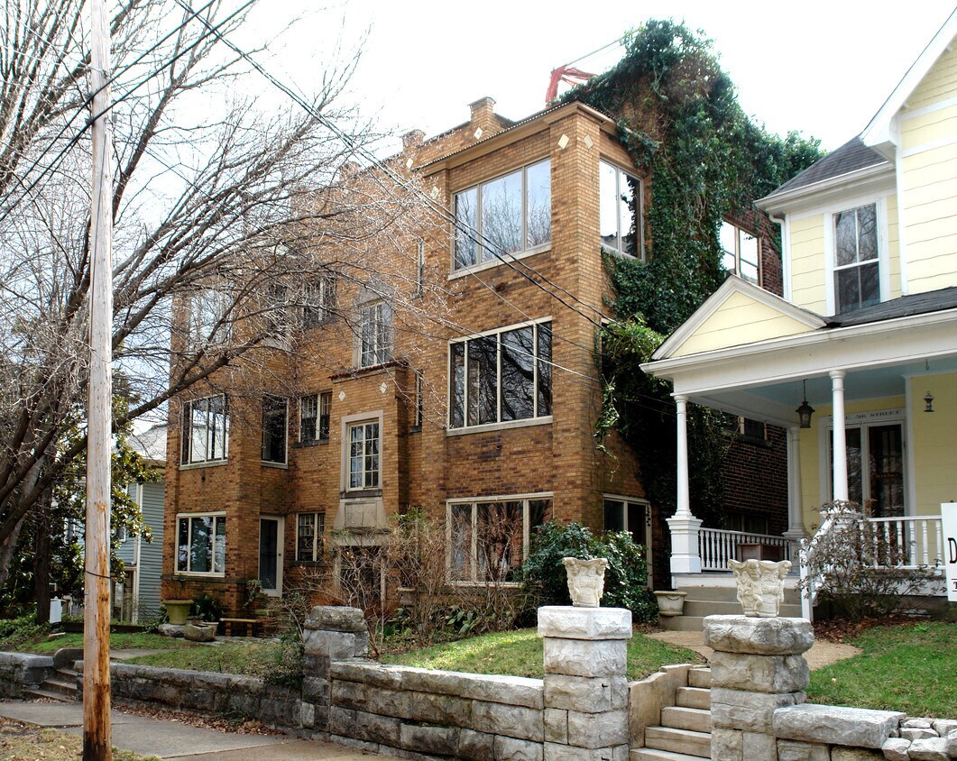Primary Photo - 510 E 5th St