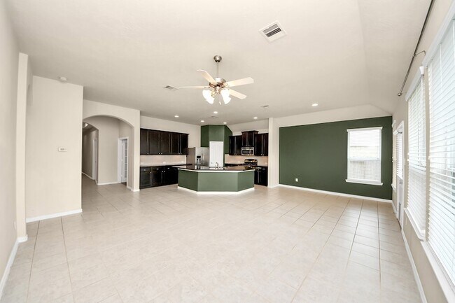 Building Photo - 3058 Winterberry Ln