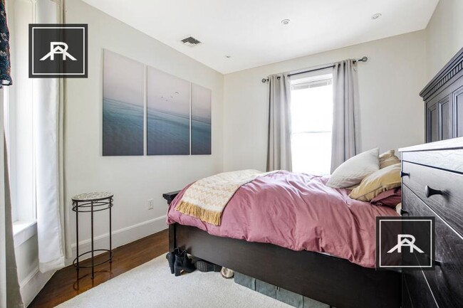Building Photo - 2 bedroom in Brookline MA 02445