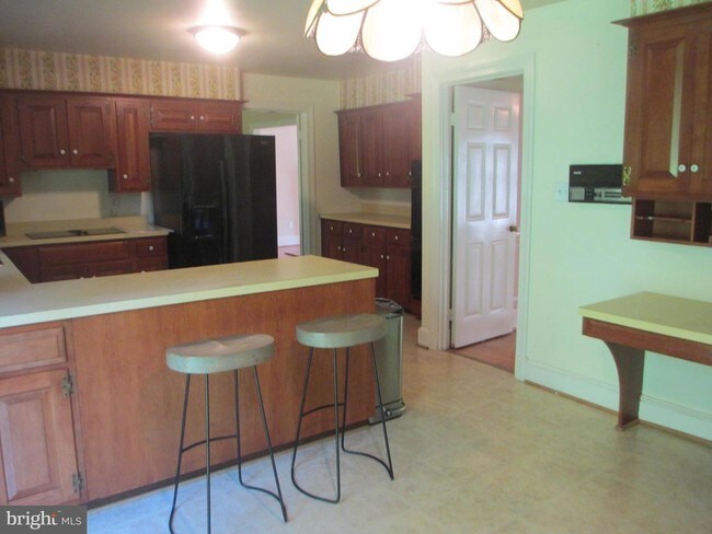Foto del edificio - 6367 Lynwood Hill Rd