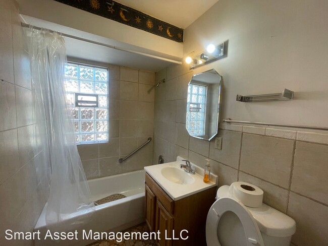Building Photo - 3 br, 1 bath House - 5554 N Hopkins St.