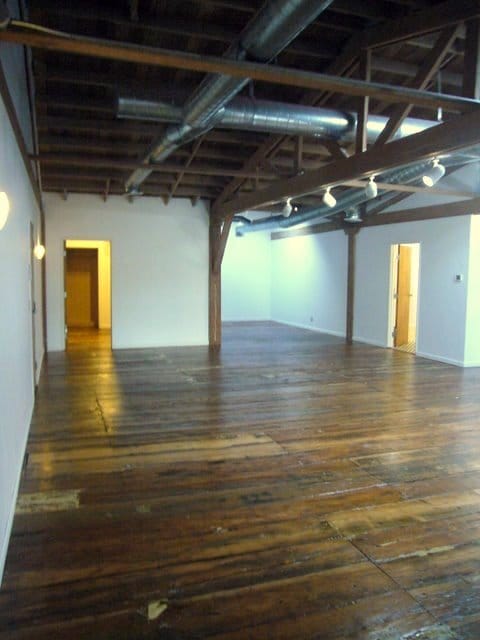 Building Photo - 2038 Bay Street