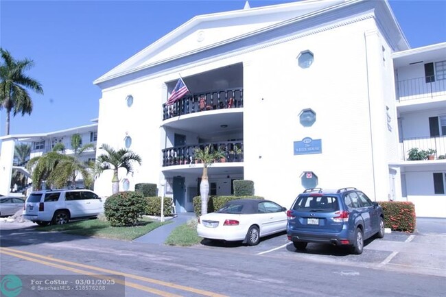 Foto del edificio - 470 Paradise Isle Blvd