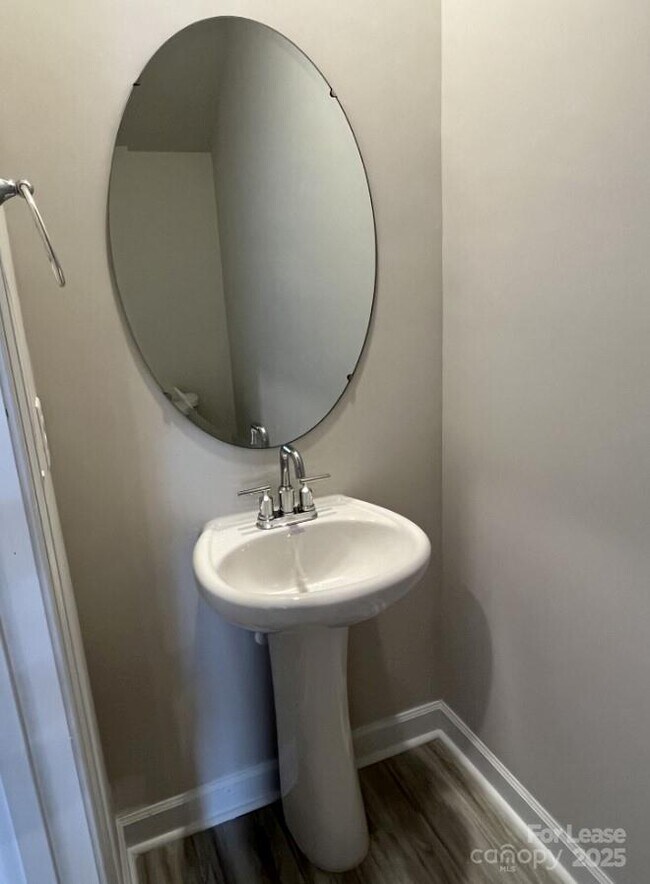 Foto del edificio - 3703 Backwater St