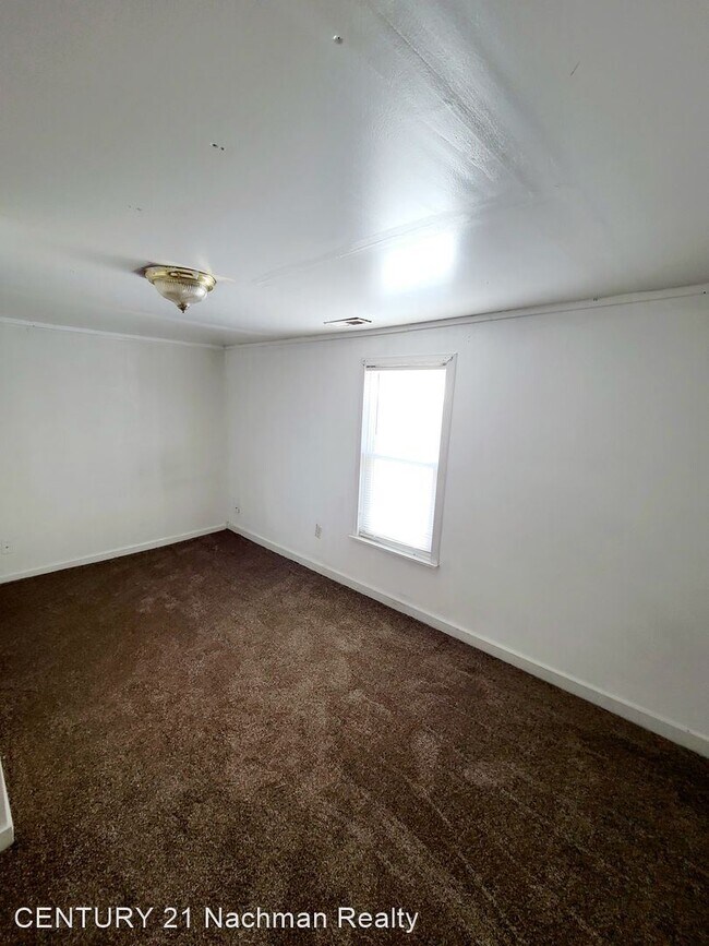 Building Photo - 4 br, 2 bath House - 1113 31st Street