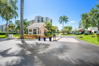 Building Photo - 6662 Boca Del Mar Dr