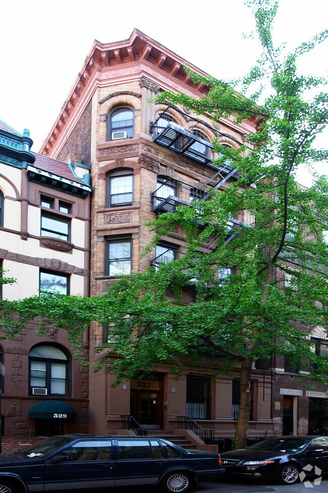 Foto del edificio - 327 W 85th St