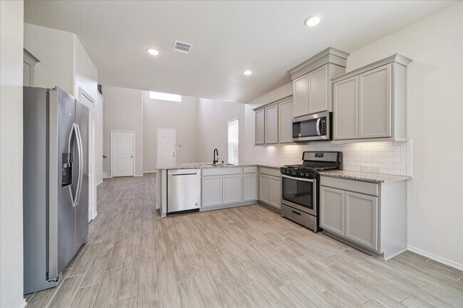 Building Photo - 12822 Invery Dr