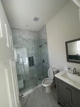 Building Photo - 11954 Redbank St