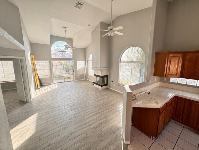 Building Photo - 5129 Forest Oaks Dr