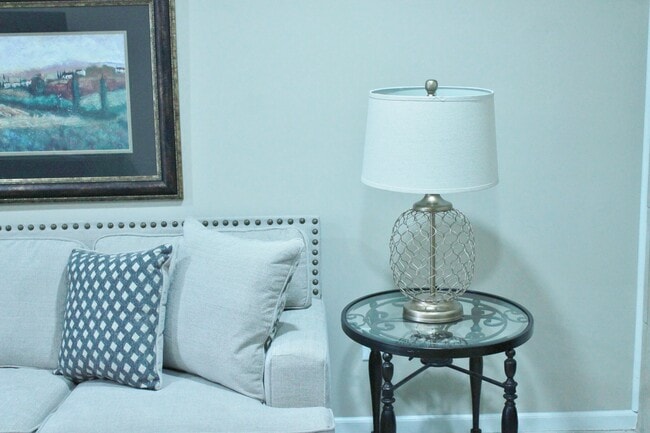 Building Photo - 7825 Renaissance Ct