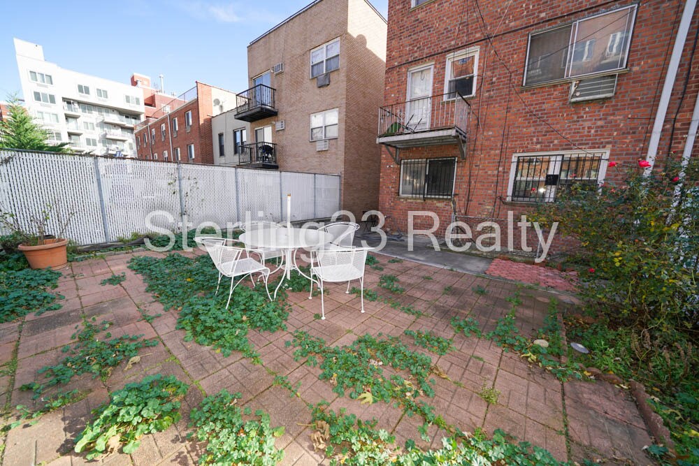 Primary Photo - 2630 29th St