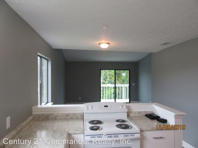 Building Photo - 1508 Clay Ave