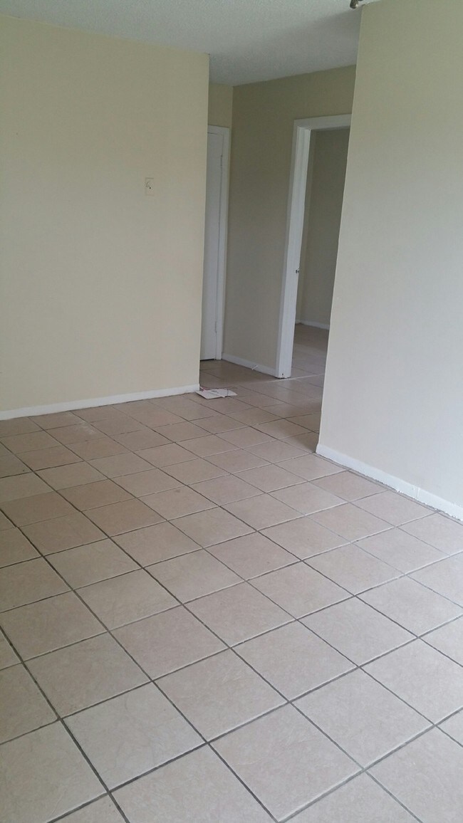 Foto del edificio - 88 Oak Ln