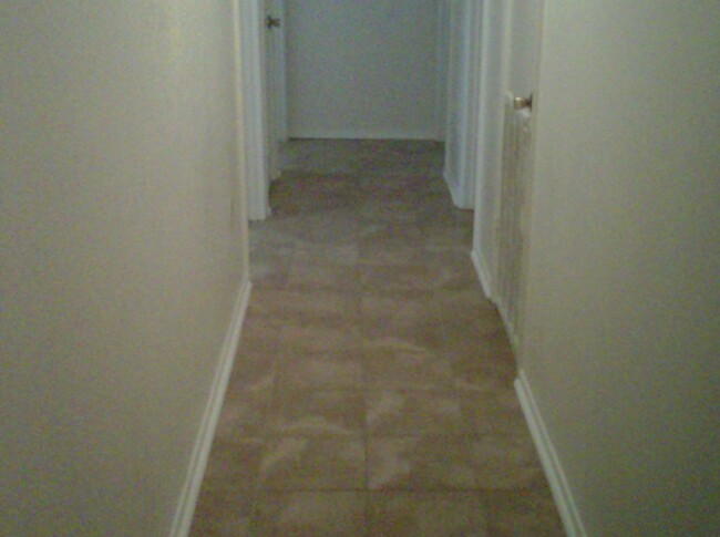Foto del edificio - 6369 Blue Grass Dr