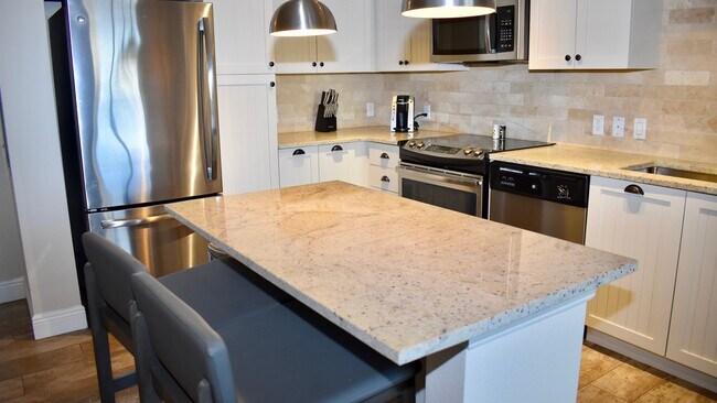 Foto del edificio - 1721 SE 17th St