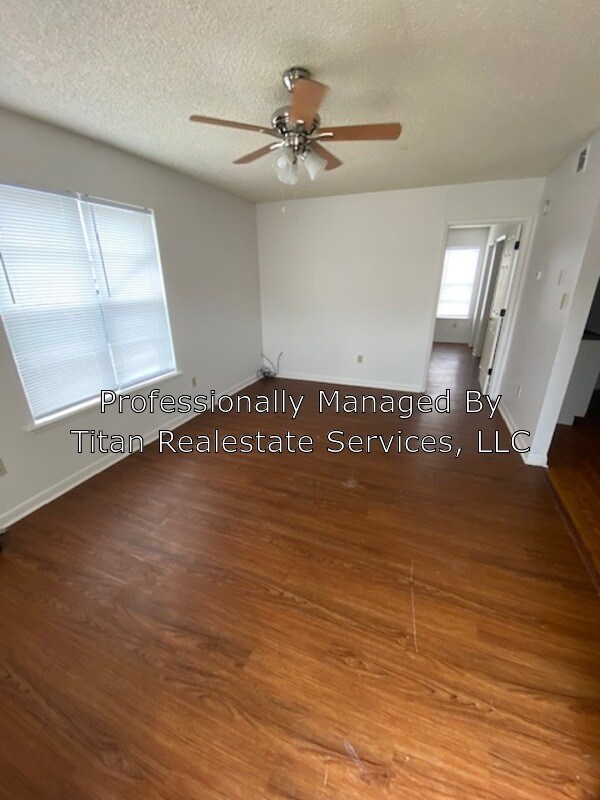 Building Photo - 312 Vieux Orleans Cir