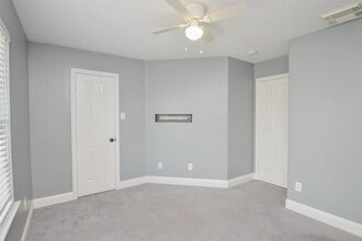 Building Photo - 8755 Thistlemoor Ln
