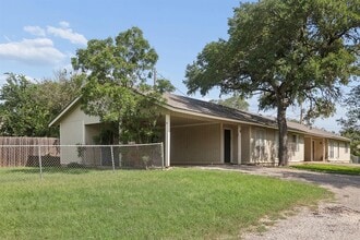 Building Photo - 3114 Plantation Rd