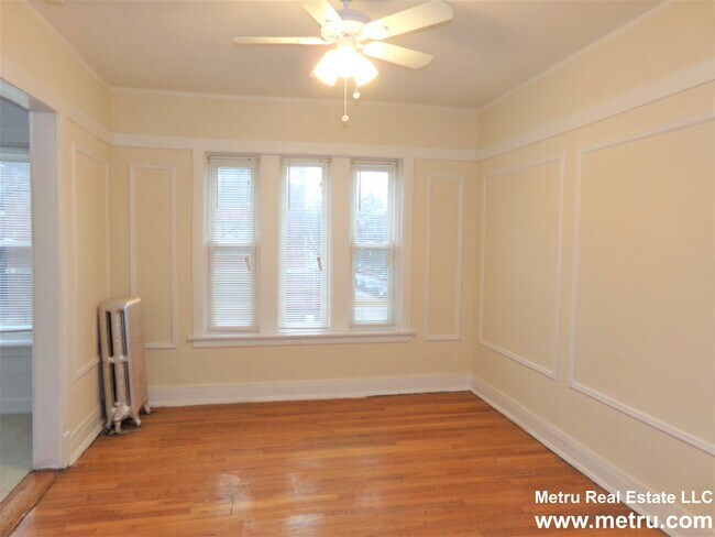 Foto del edificio - 6540 N Lakewood Ave